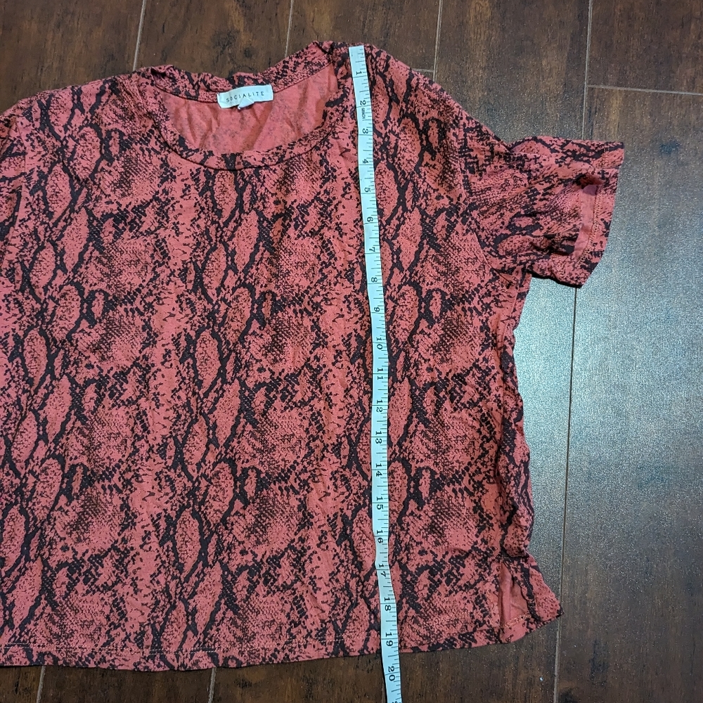 Socialite Tee XS - Picture 5 of 8